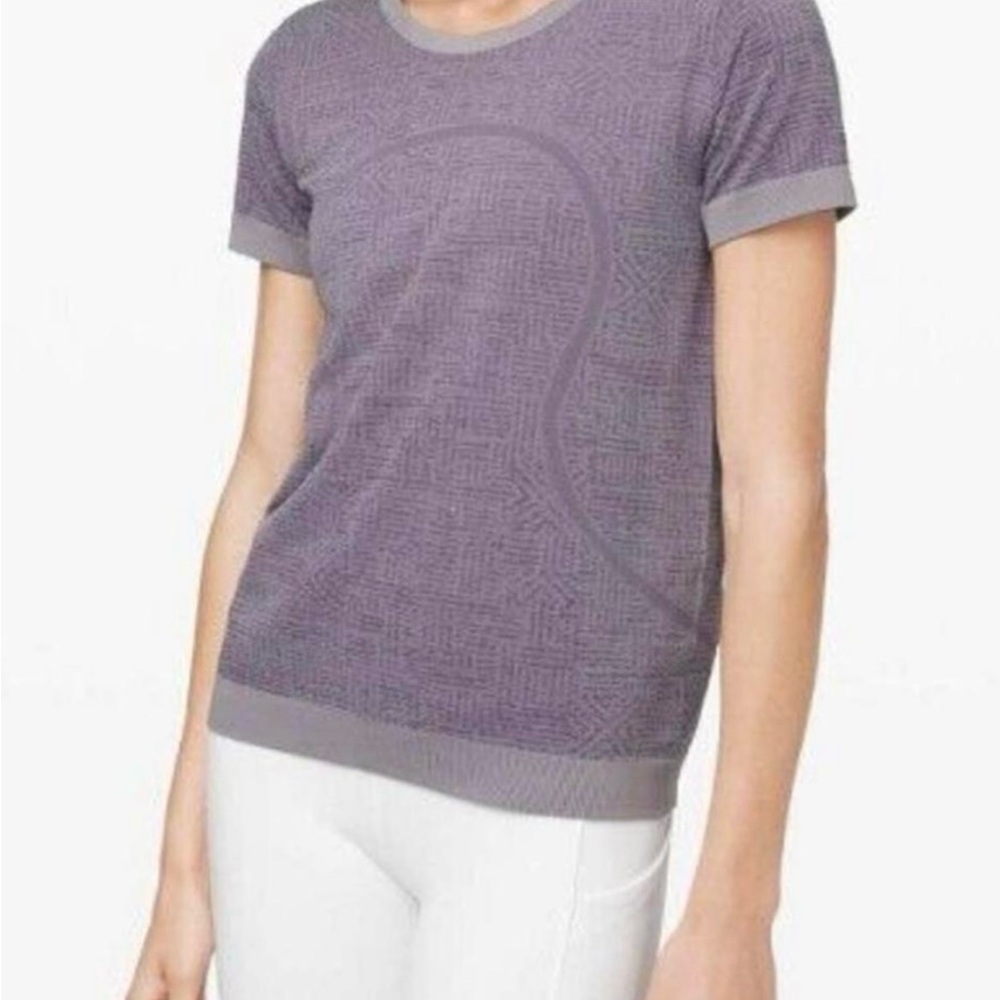 Lululemon Women's Purple and Grey
Shirt